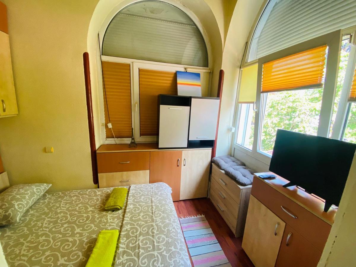 בראשוב Central 2 Bedrooms Apartment מראה חיצוני תמונה